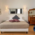 Domus Serafino
